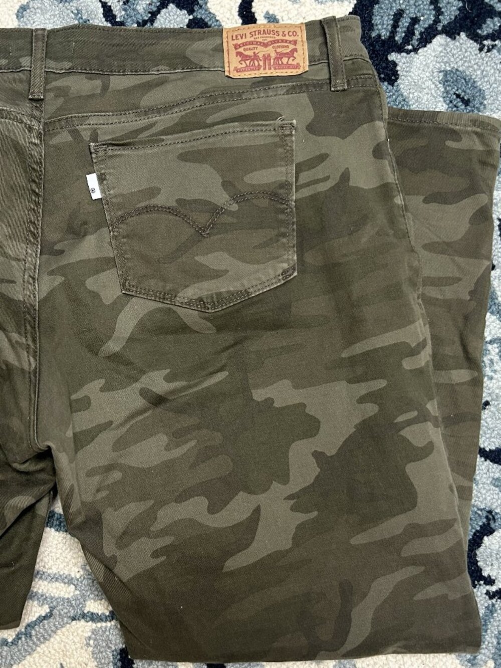 Levi's 711 Skinny Jeans — Women's | Camouflage